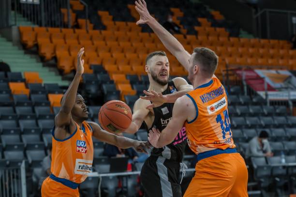 过于依赖中 过于依赖中