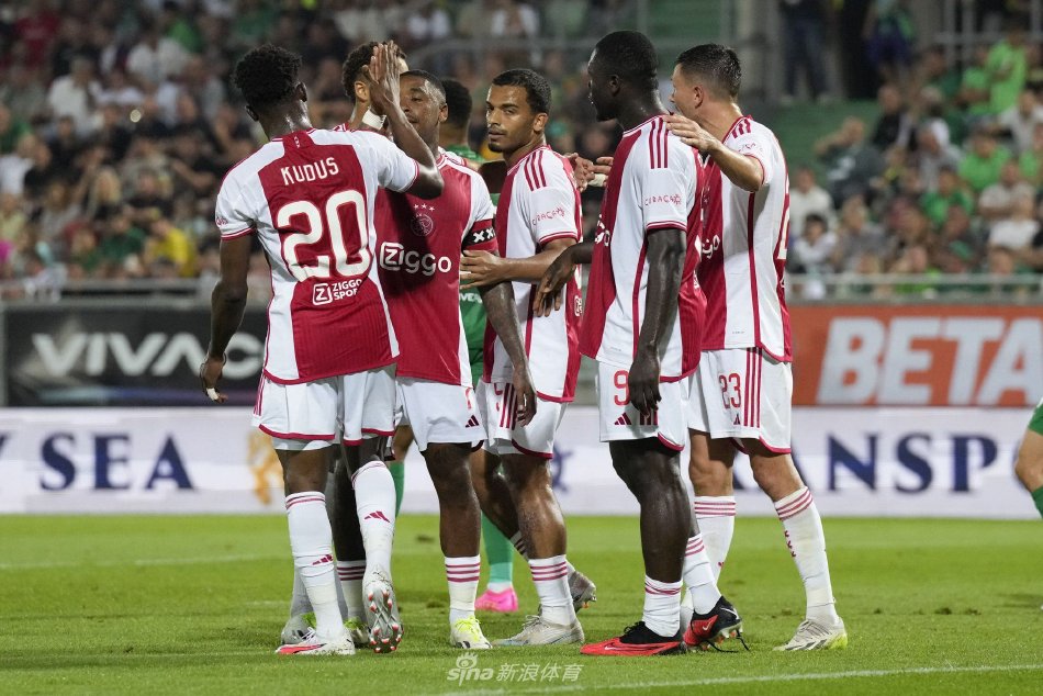 球队不仅看 球队不仅看