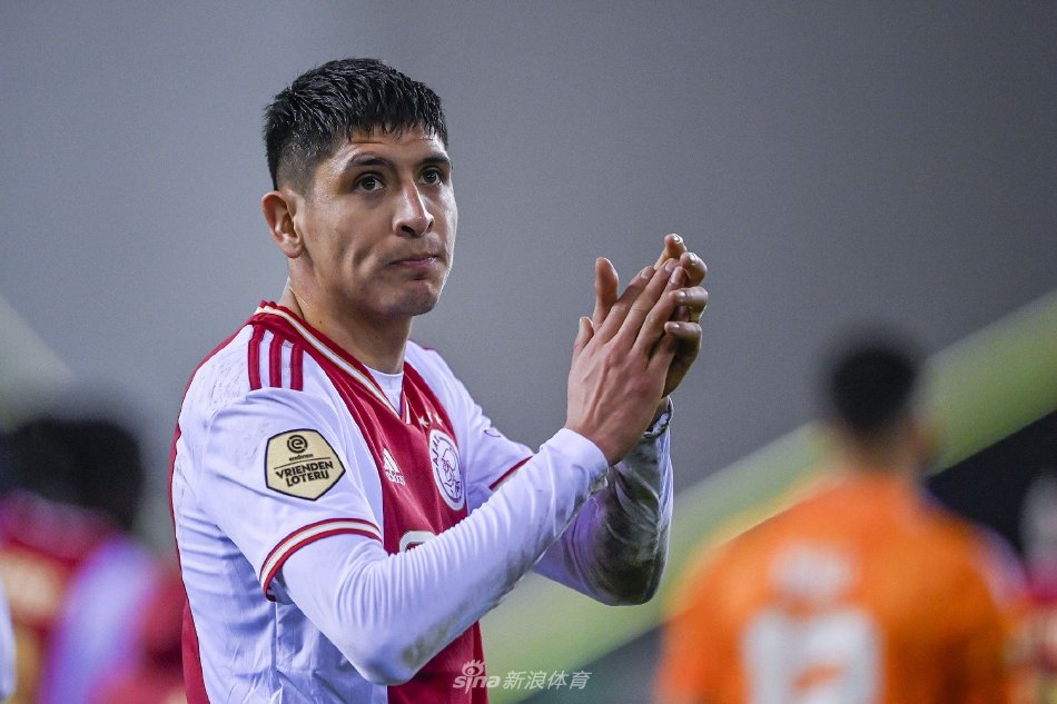 在全球足坛 在全球足坛